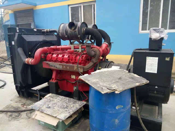 长武关于柴油发电机组水箱污垢的产生与清理