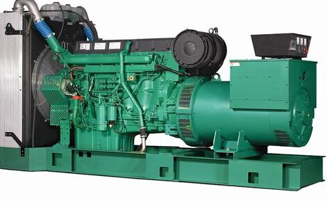 长武发电机除垢后需要用清水冲洗水冷式机油散热器几次？